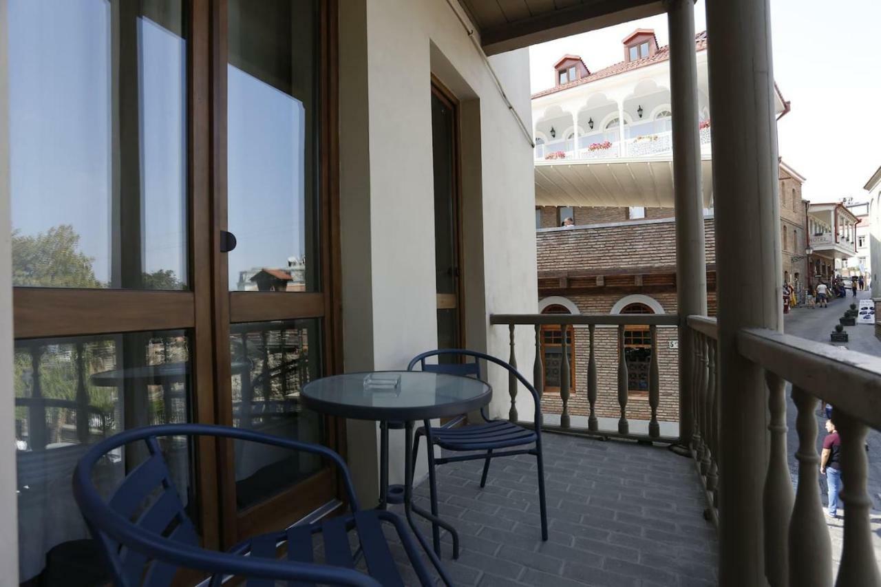 تبليسي Proper Apartment - Duplex Home المظهر الخارجي الصورة