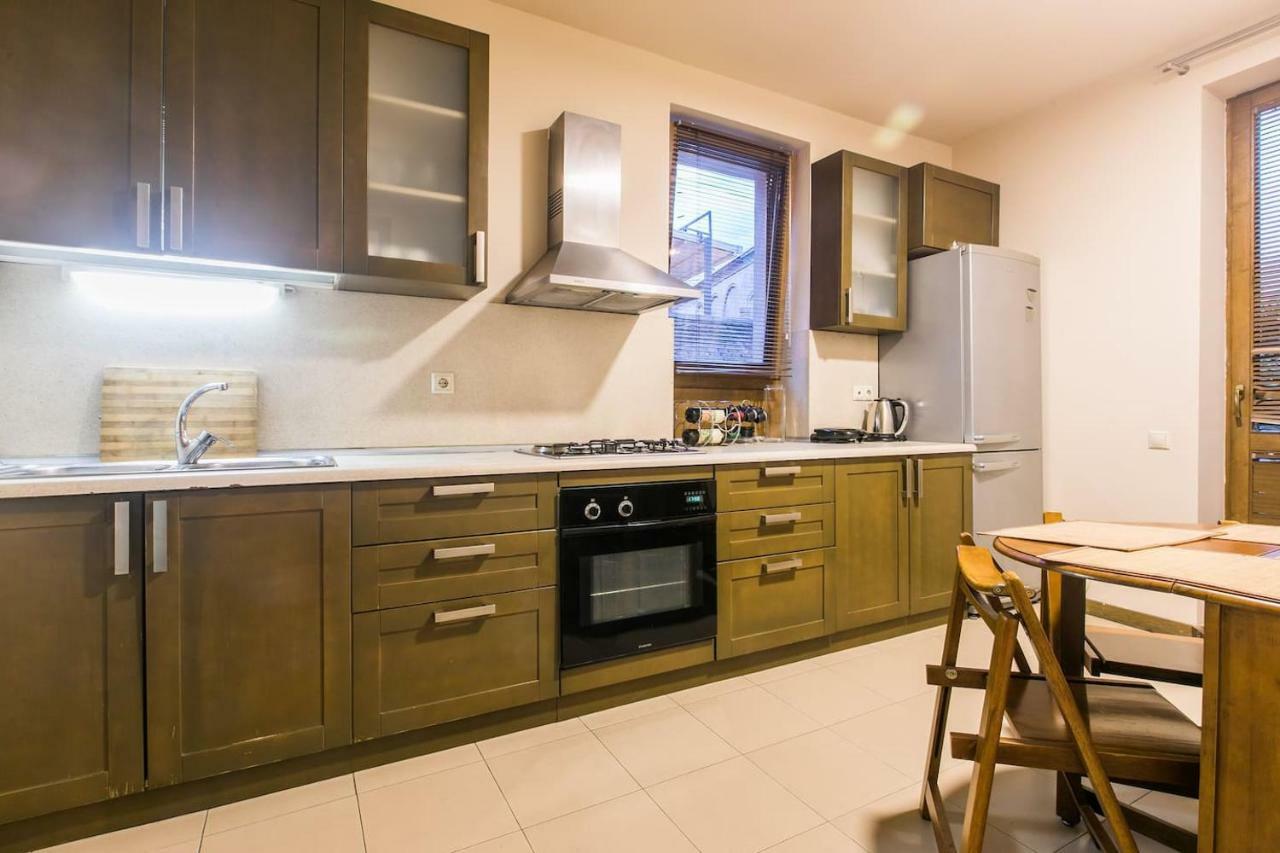 تبليسي Proper Apartment - Duplex Home المظهر الخارجي الصورة